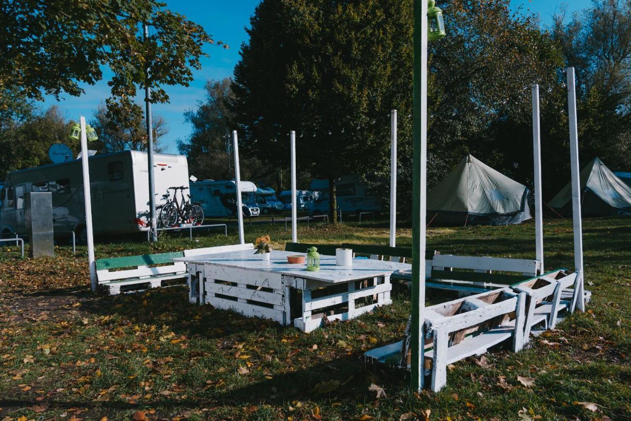 Munich Oktoberfest Glamping Hotel Ngoại thất bức ảnh
