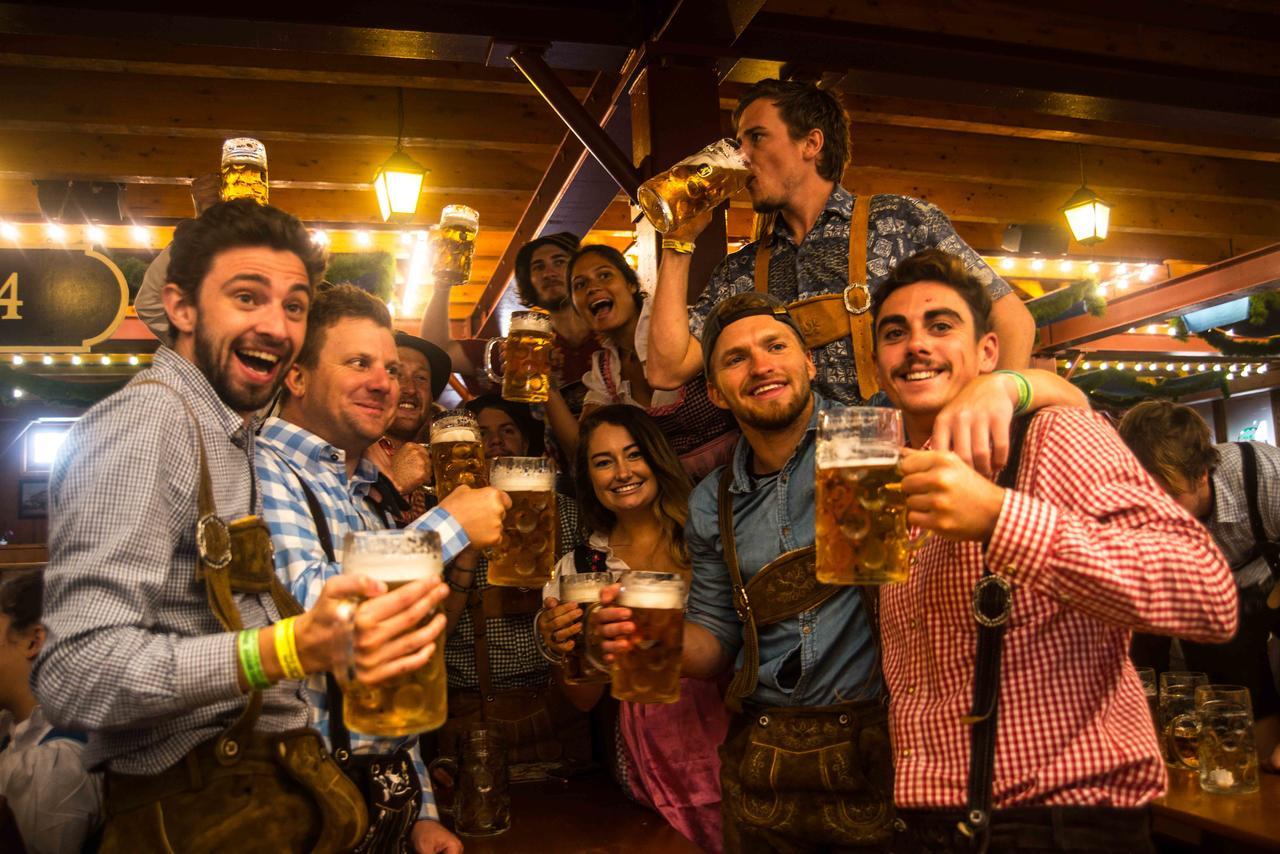 Munich Oktoberfest Glamping Hotel Ngoại thất bức ảnh