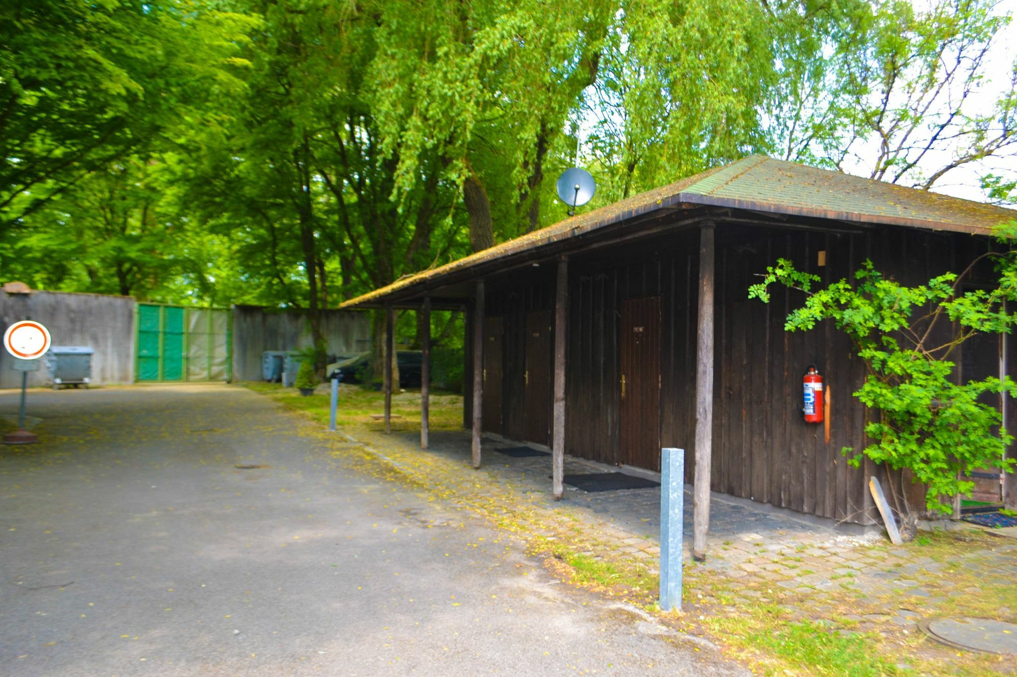 Munich Oktoberfest Glamping Hotel Ngoại thất bức ảnh