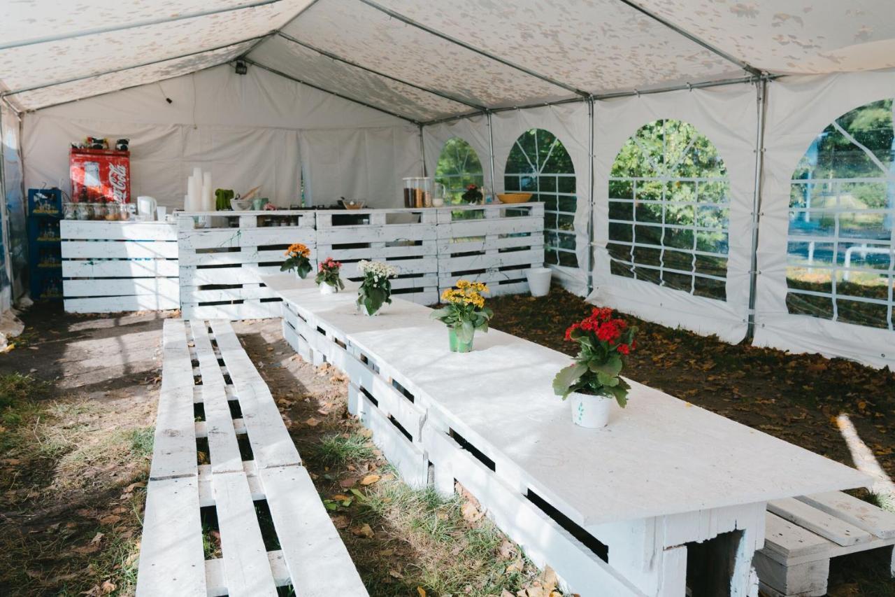Munich Oktoberfest Glamping Hotel Ngoại thất bức ảnh